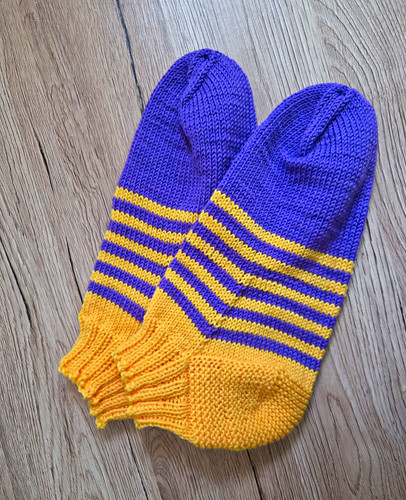 Selbstgestrickte socken - selbstgestrickte,