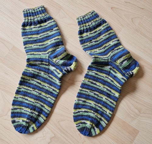 Selbstgestrickte socken - selbstgestrickte,